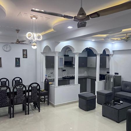 J K Apartment Prayagraj Bagian luar foto