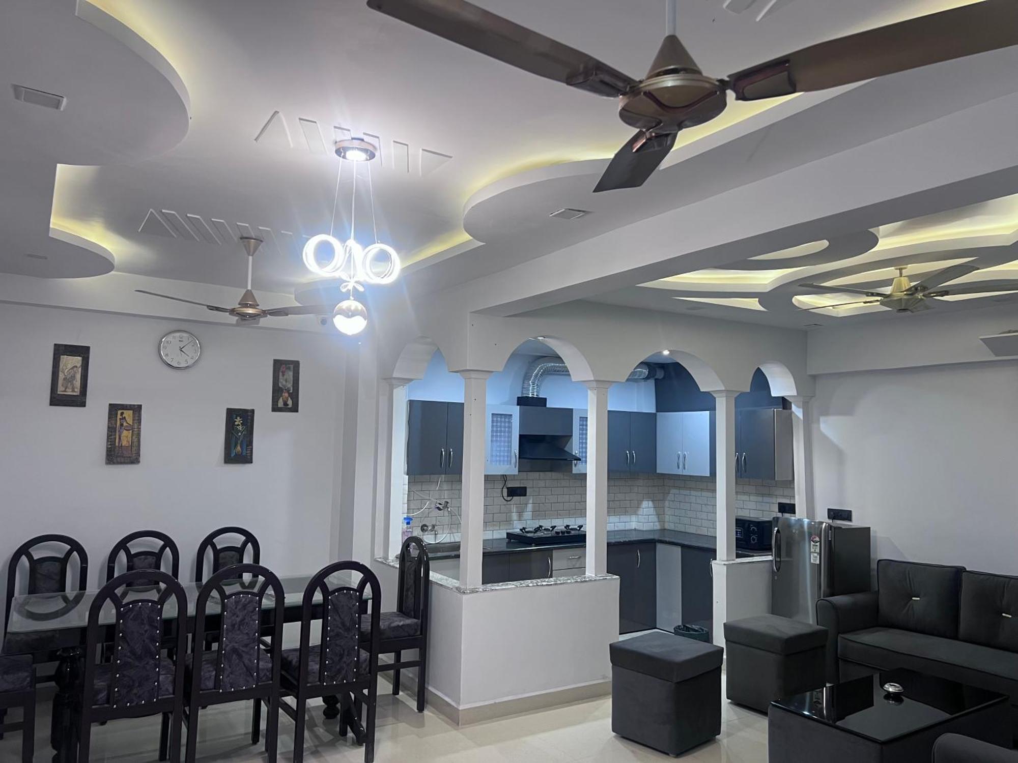 J K Apartment Prayagraj Bagian luar foto